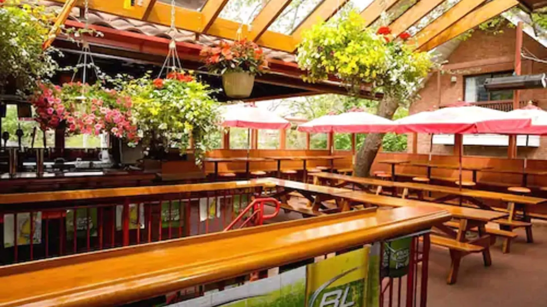 Madison Manor Boutique Hotel Toronto 3*,